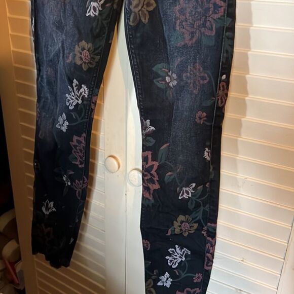 7 For All Mankind Dark Rinse Roxanne Ankle Raw Hem Floral Skinny Jeans 26 - Picture 2 of 8